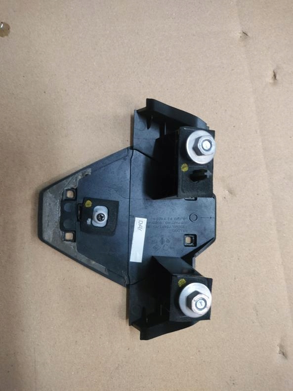 фото №2, Кронштейн емблема renault arkana zen