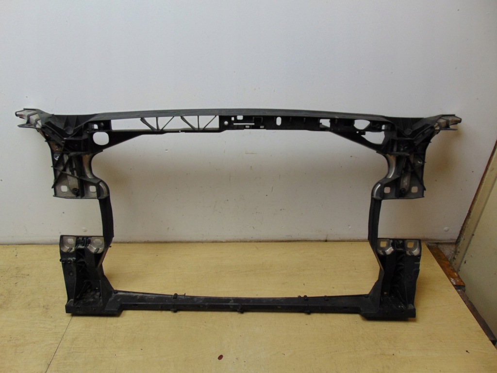 фото №1, Усилитель передний pas передний audi a4 b9 8w0805594