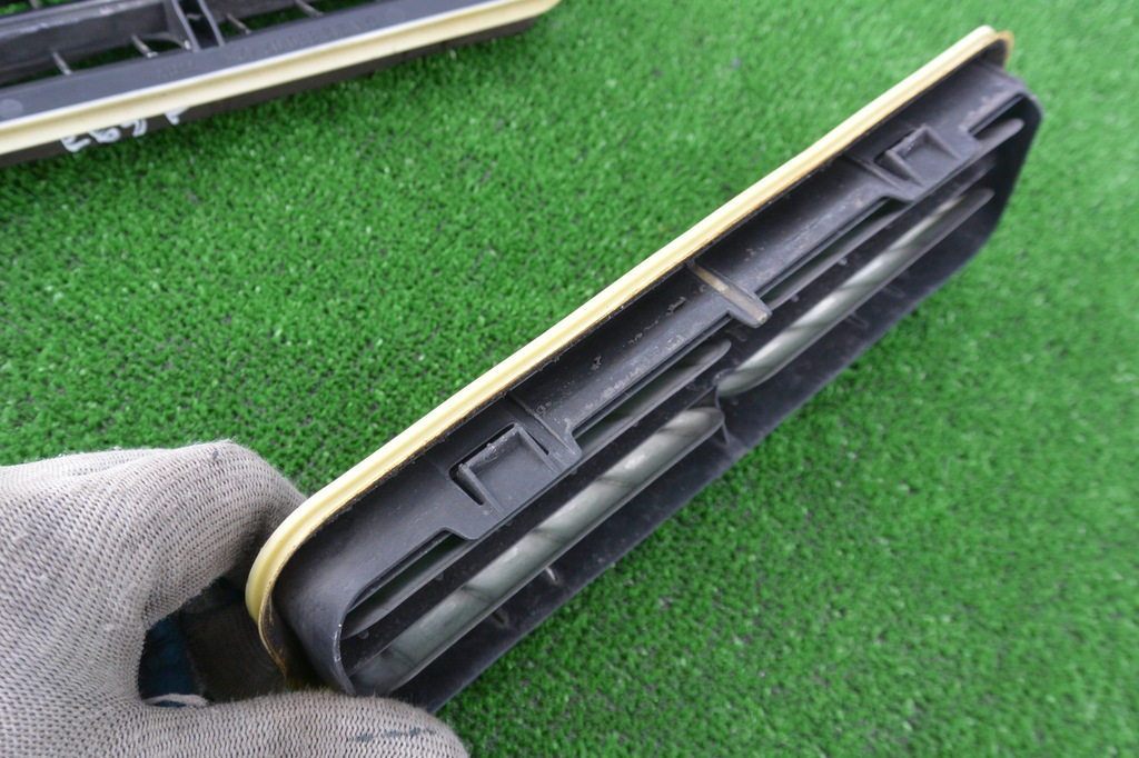 фото №10, Решітка обдув багажника mercedes w212 kpl