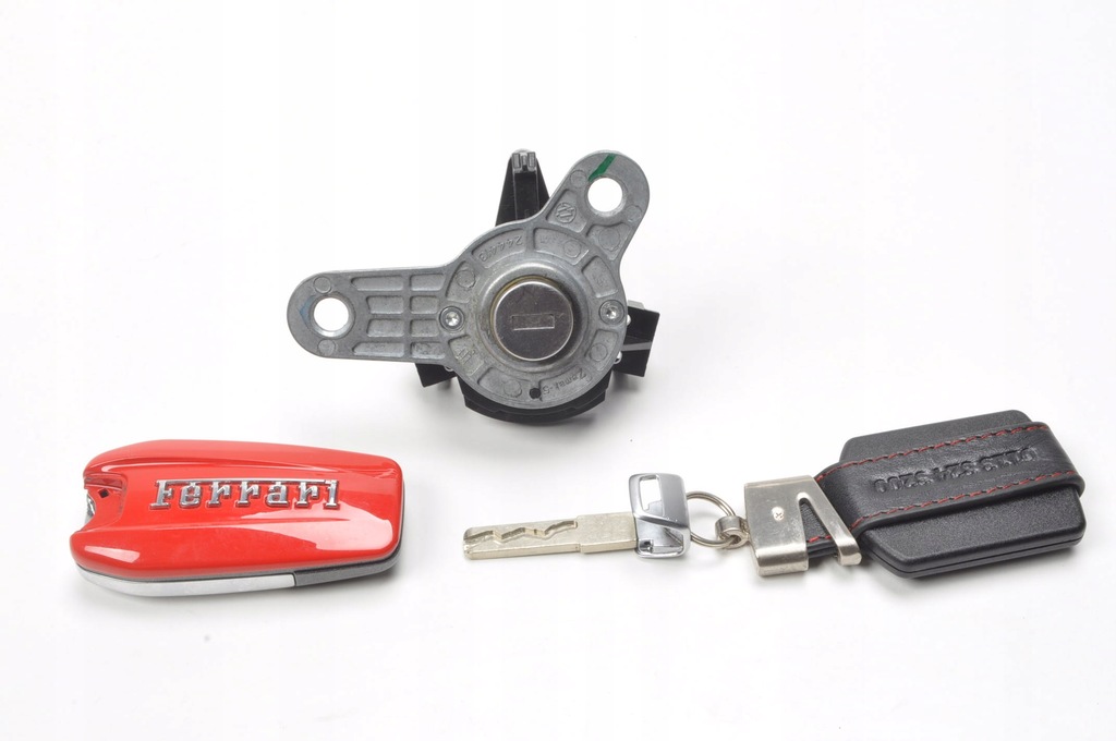 фото №6, Ferrari portofino 3.9 f164 ключ замок 324021 244409