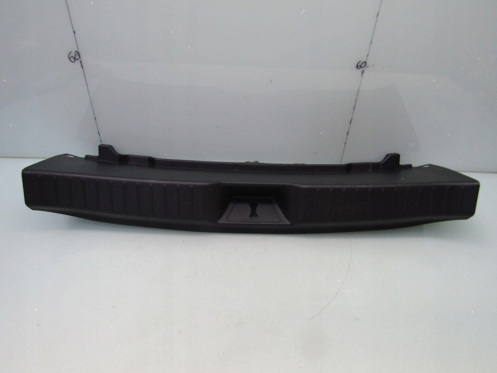 фото №2, Mazda 3 bp iv 19r защита багажника поперечина заднего