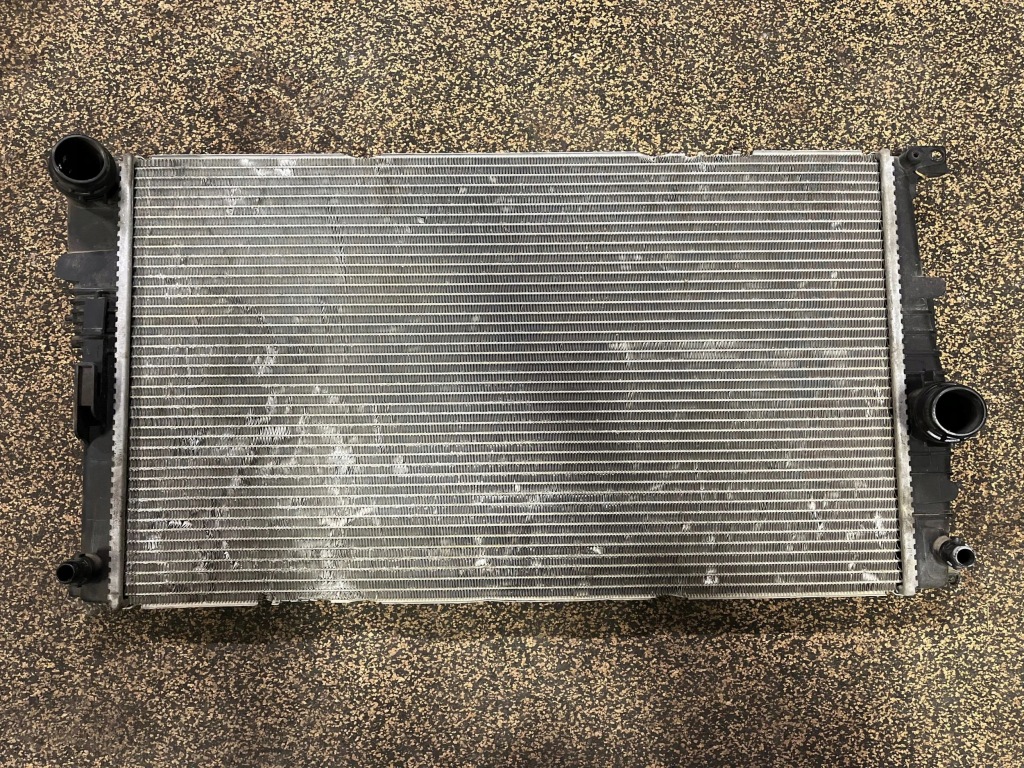 фото №1, Bmw 2 f22 f23 2015 радіатор