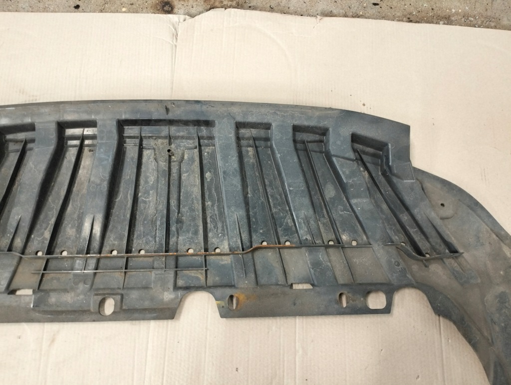 фото №9, Плита защита pod бампер ford c-max mk2 10-15 am51-a8b384-a