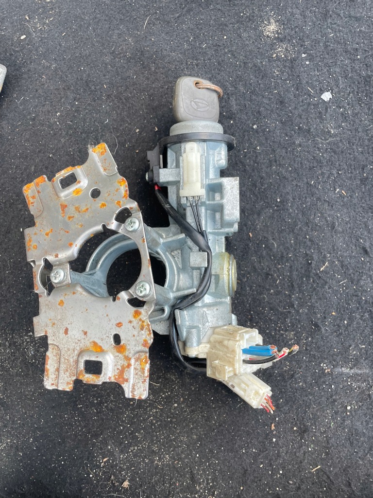 фото №1, Daihatsu замок запалювання ключ