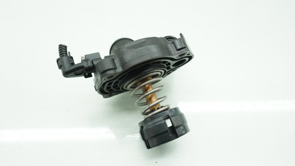 фото №4, Mini cooper one f55 f56 1.2 t термостат корпус b38a12a