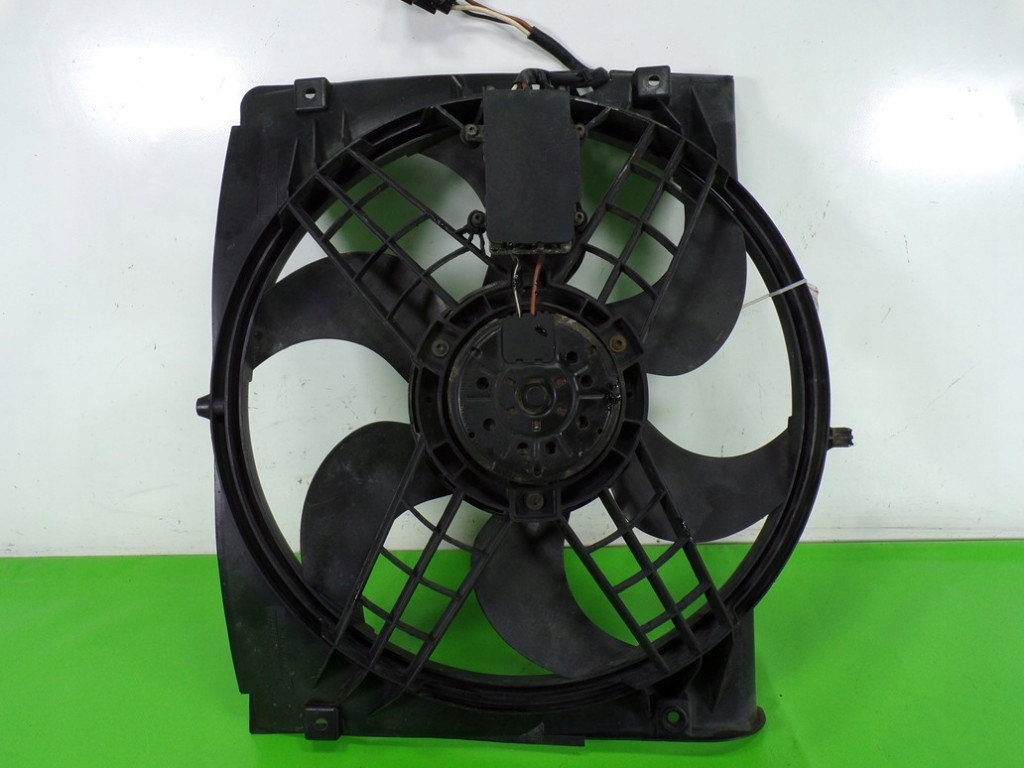 Bmw e46 рестайлінг  2.0 дизель 150 km вентилятор радіатора Недорого