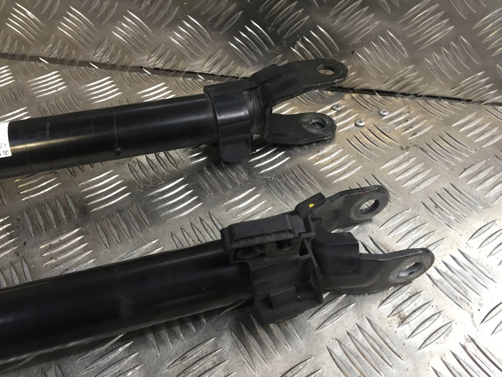 фото №8, Mercedes c-klasa w206 206 амортизатор перед передній правий лівий a2063203303