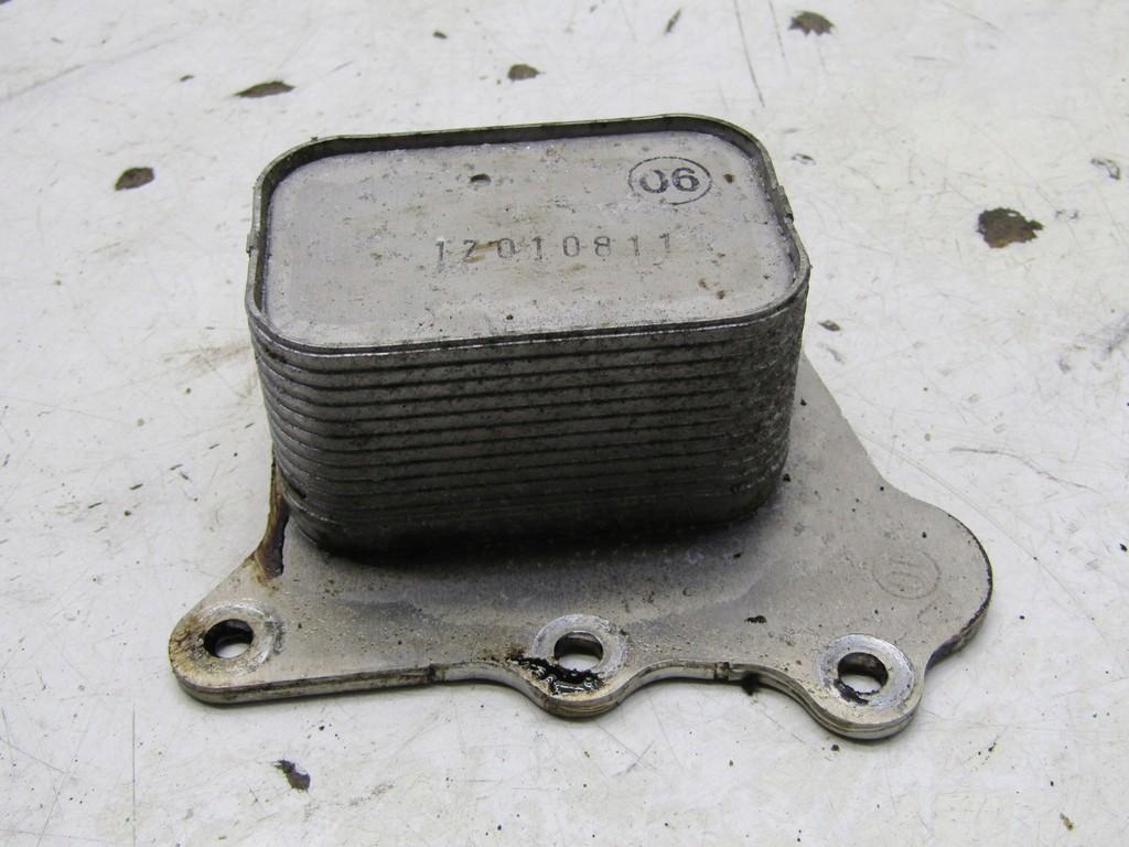 фото №4, Радиатор радиатор масла 1.0 boosterjet swift vi mk8