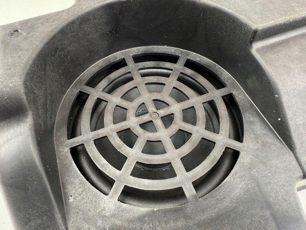 фото №6, Audi a6 c7 2015 с задний динамик низкочастотный