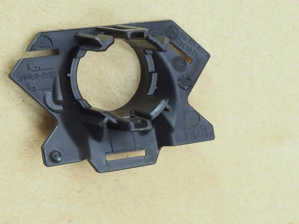 фото №12, Кронштейн кронштейн датчика pdc skoda kodiaq