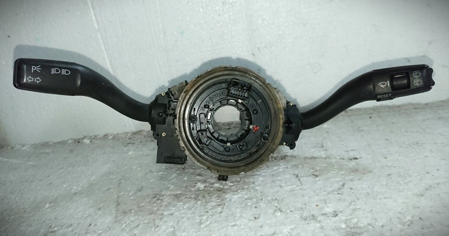 фото №1, Перемикач комбінований audi 8e0953549s