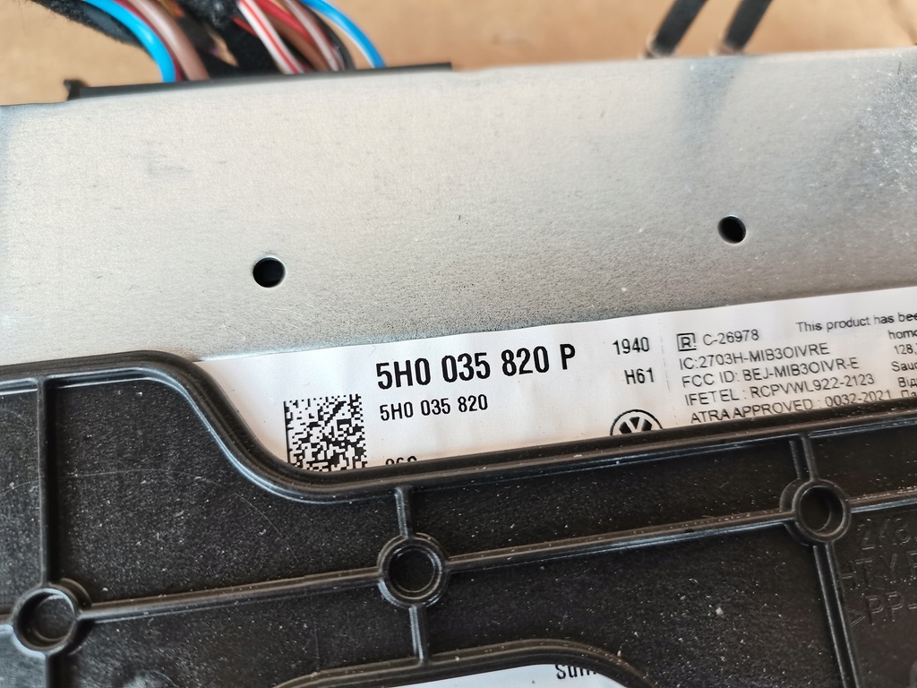 фото №5, Vw caddy 2k7 навигация kpl. блок управления+ дисплей 5h0035820p