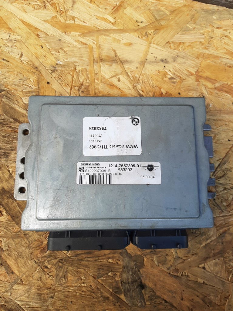 Купити Mini cooper r50 fl модуль ecu 1.6b 7562624