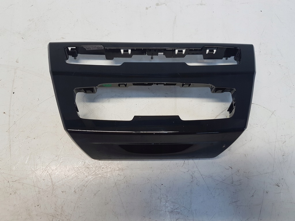 фото №1, Bmw x1 f48 рамка консолі радіо