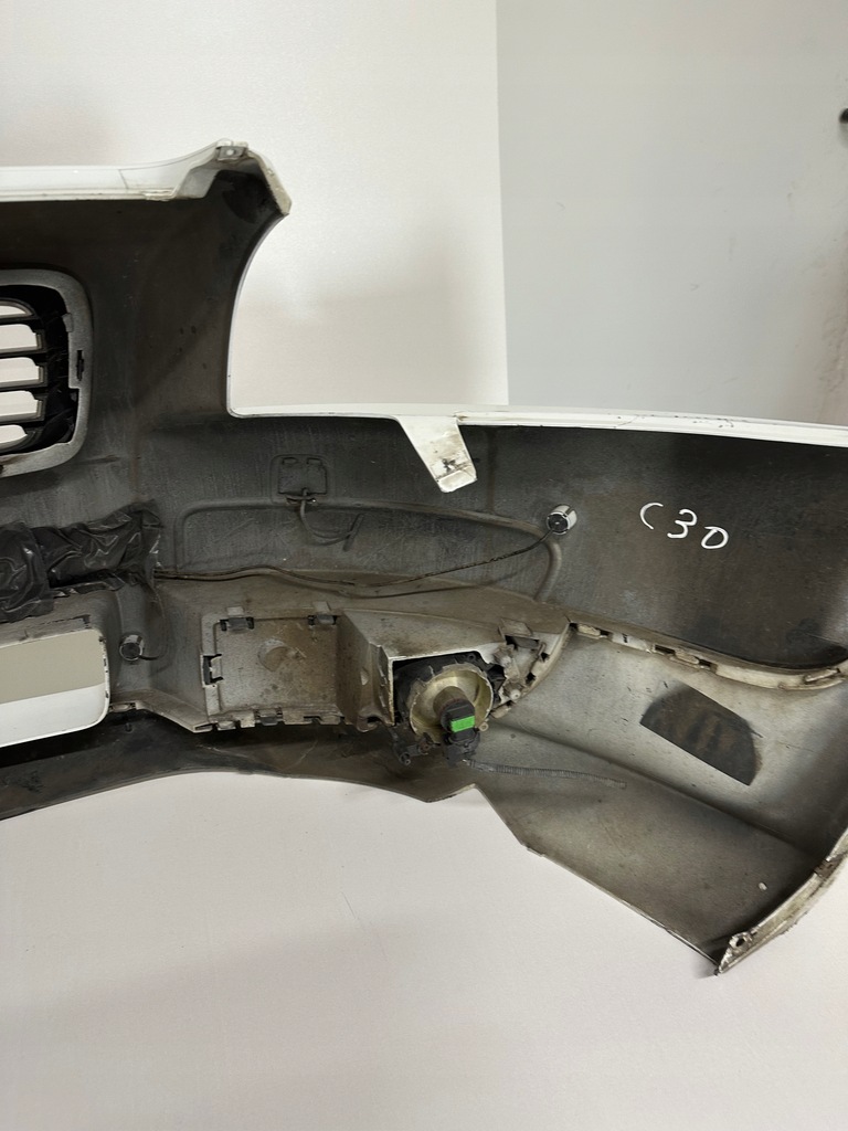 фото №16, Бампер перед передній volvo c30 r-design омивачі