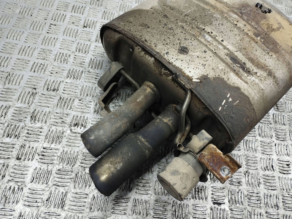 фото №8, Bmw 5 e60 e61 2004 гаситель kompletny