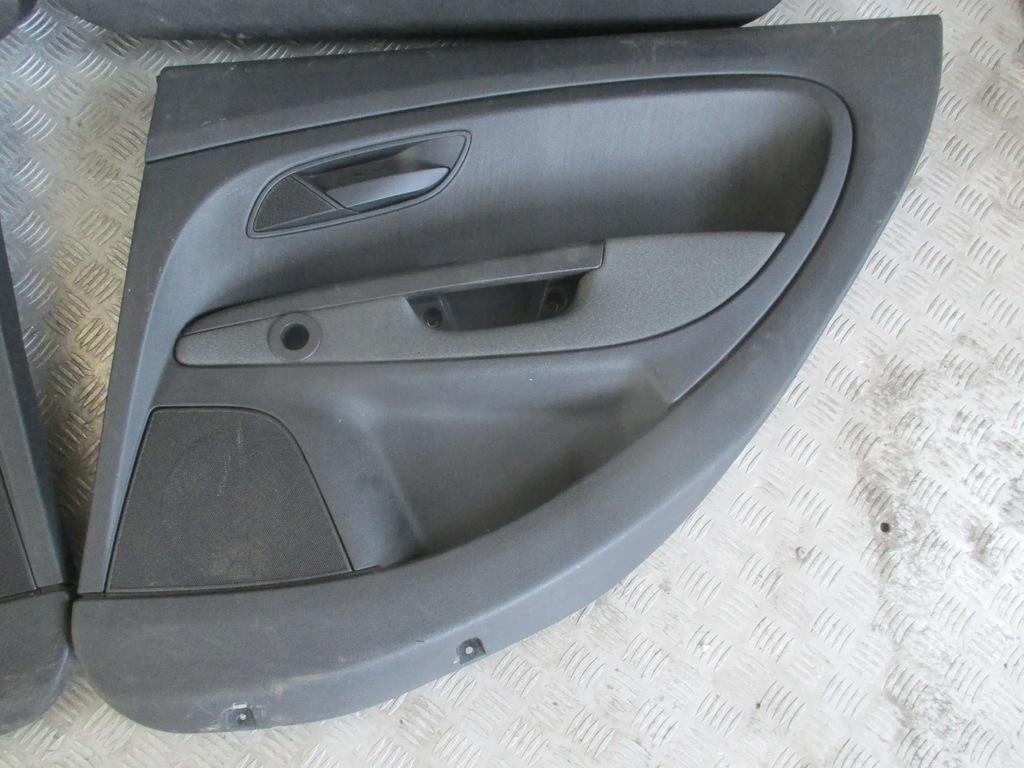 фото №6, Обшивки обивка дверь комплект fiat grande punto 05-12