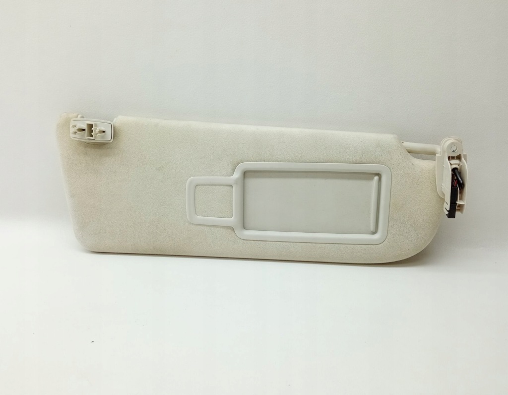 фото №1, Захист сонцезахисна права audi a8 d4 alcantara