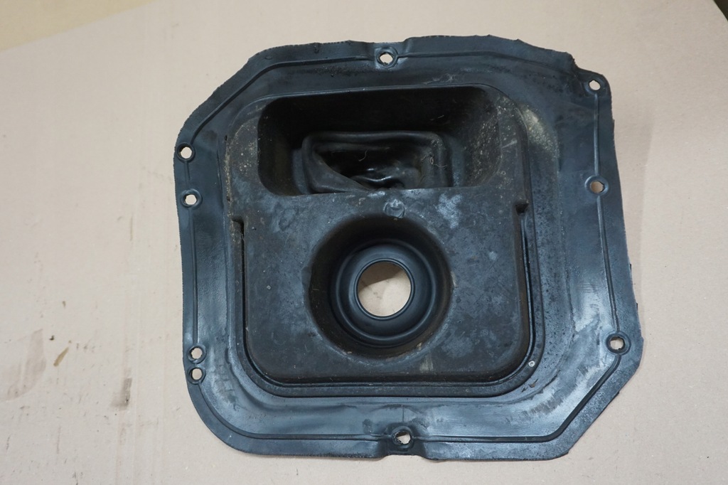 фото №11, Nissan terrano ii чохол гумовий елемент захист передач 01r