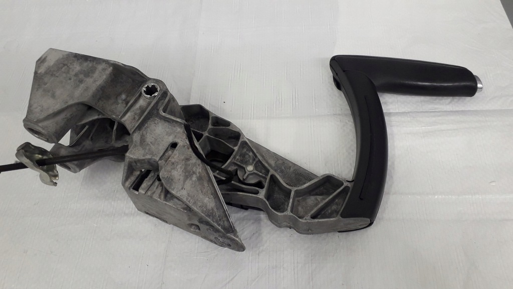 фото №14, Важіль гальма ручного audi a3 8p europa 8p0711303a