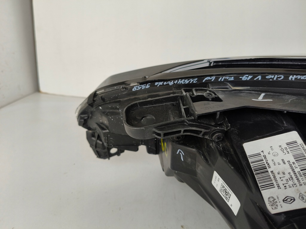 фото №8, Лампа правая фара renault clio 19- v full led