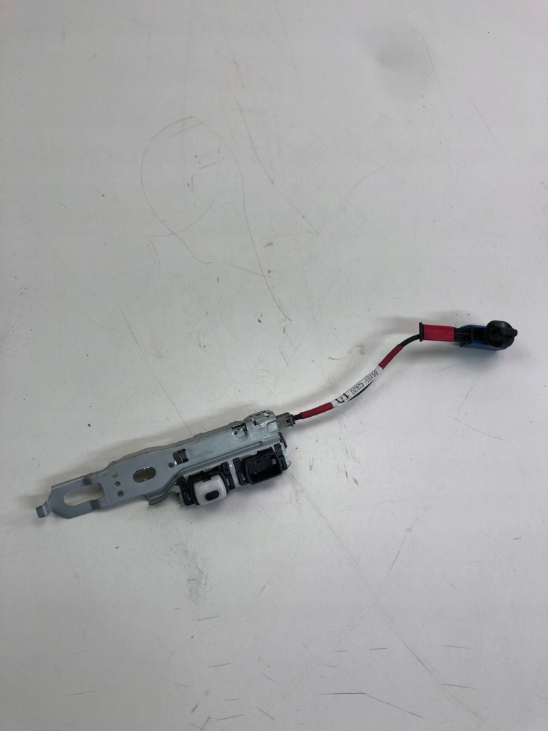 фото №1, Toyota rav4 iv усилитель антенны 86101-42820