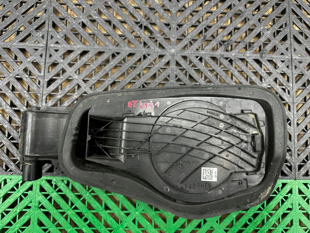 Купити Кришка роз'єм заряджання bmw x1 f48 f49 8496628