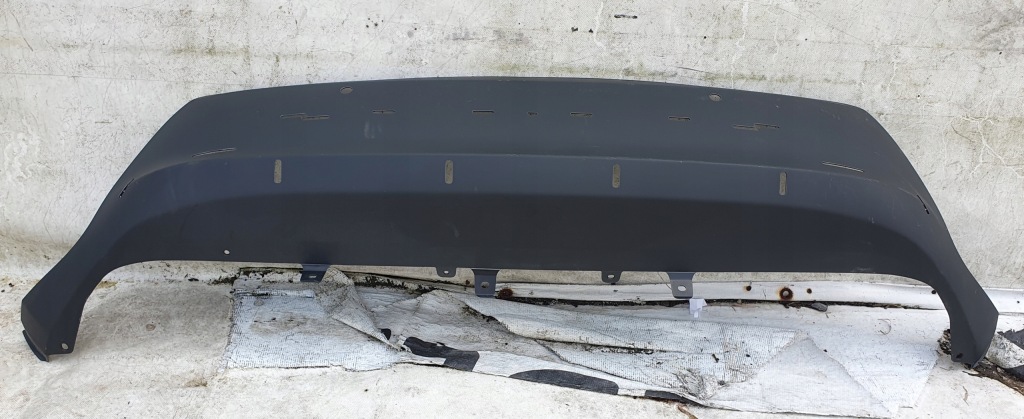 фото №1, Toyta yaris cross pdc 20- бампер накладка бампера задня оригінал новий