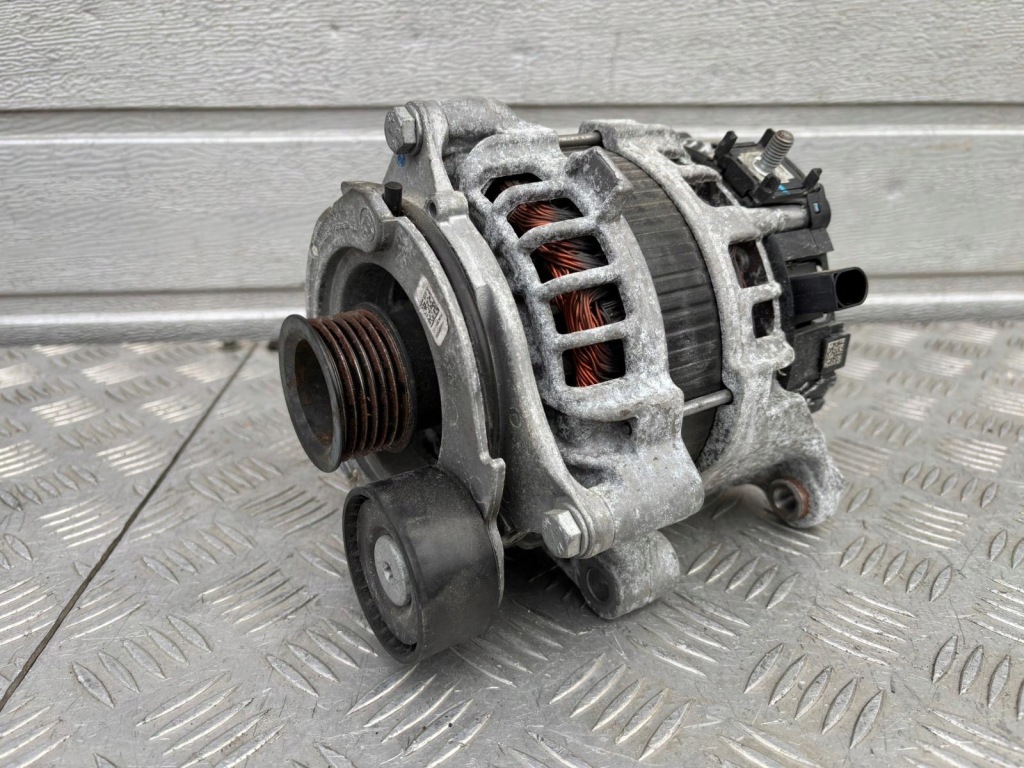Купить Bmw x4m x3m x4 g01 g02 f98 f97 генератор 0125815004