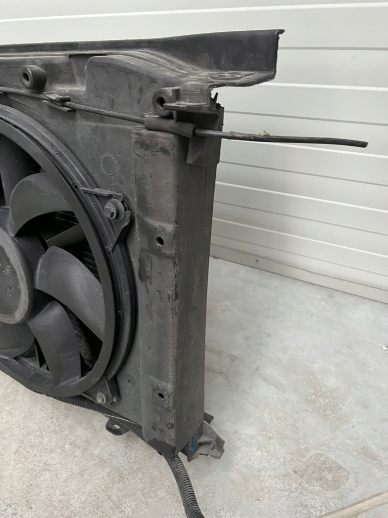 фото №5, Pas передний радиатор citroen c4 ii 1.6d