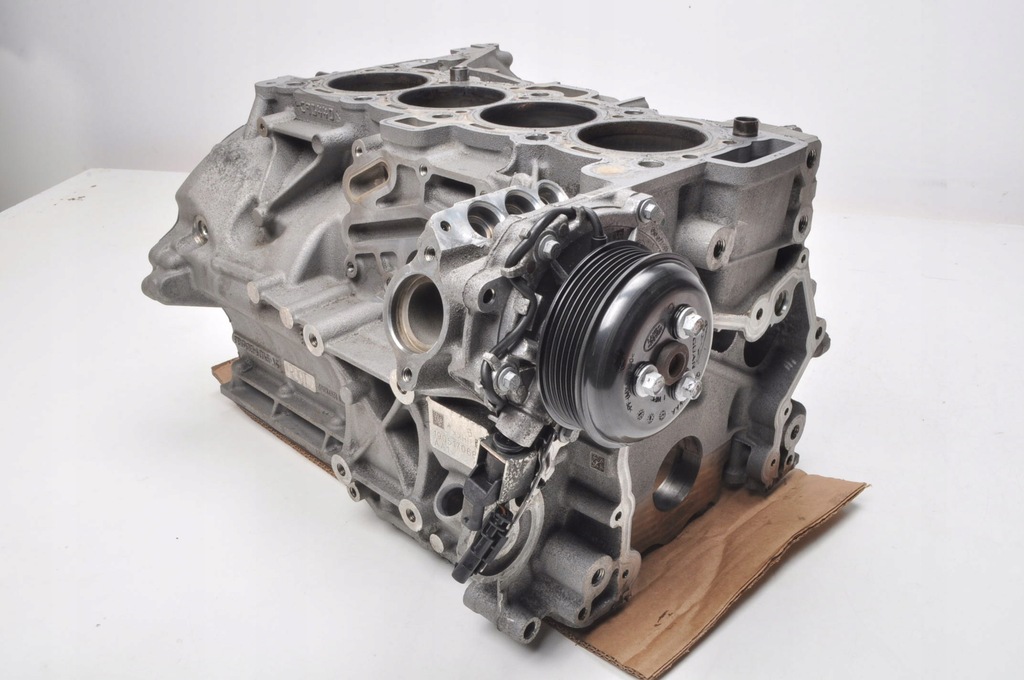 фото №8, F-pace x761 xf ii 2.0d 163 241km sd4 блок двигателя 204dtd g4d3-6015-ag