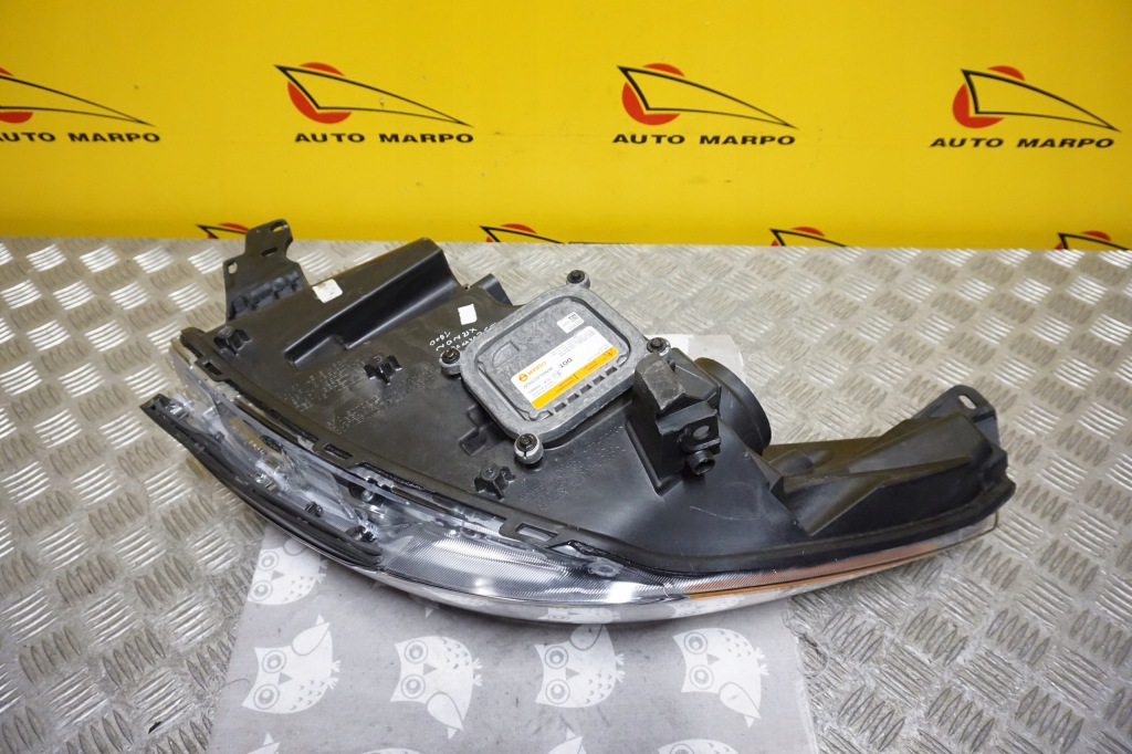 Ford escape 2013- фара фара перед ксенон правий америка в Україні