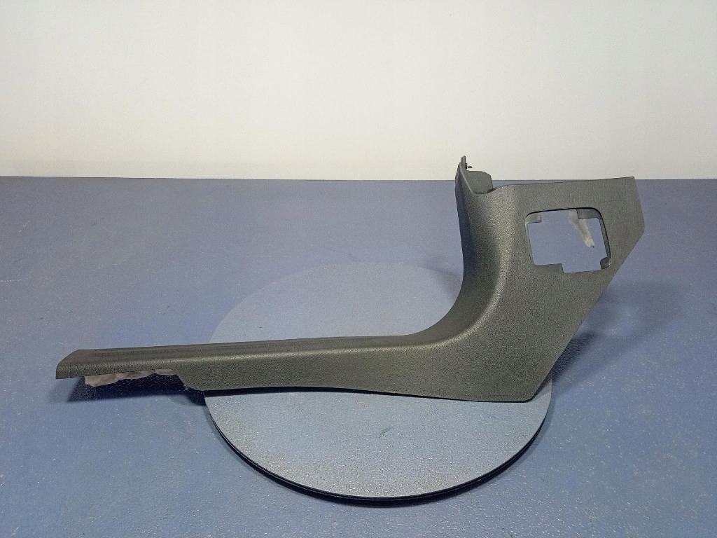 Купити Maserati levante молдинг поріг накладка поріг перед ліва 670040374