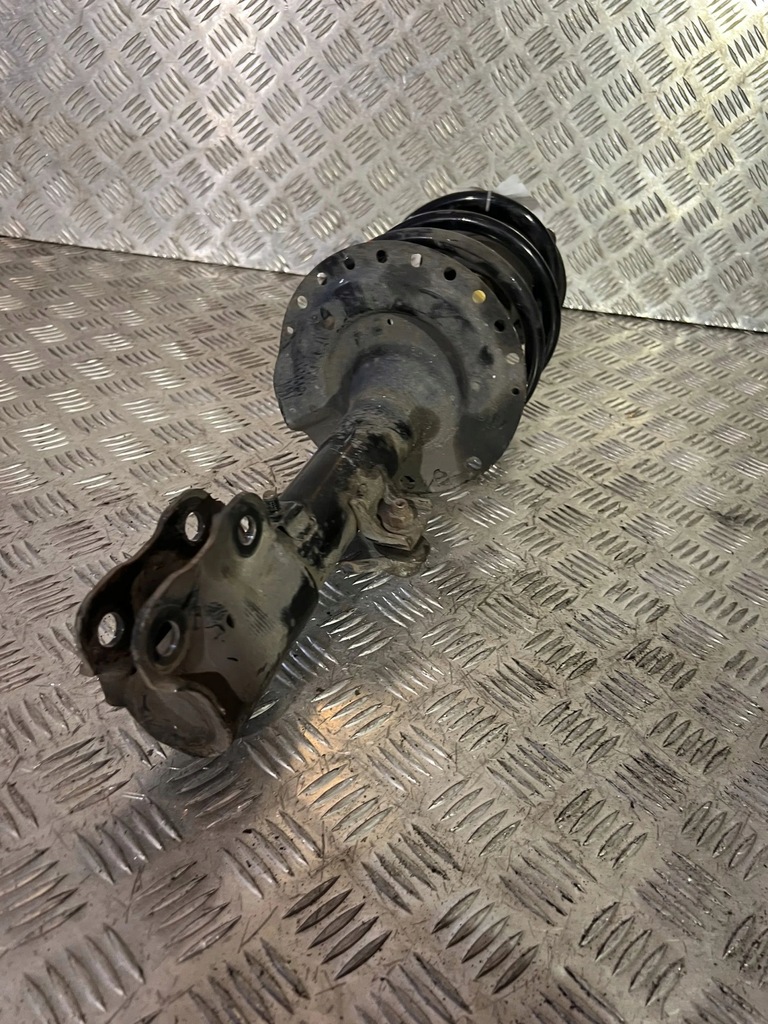 фото №7, Mitsubishi outlander 2018 амортизатор osi передньої ze пружина