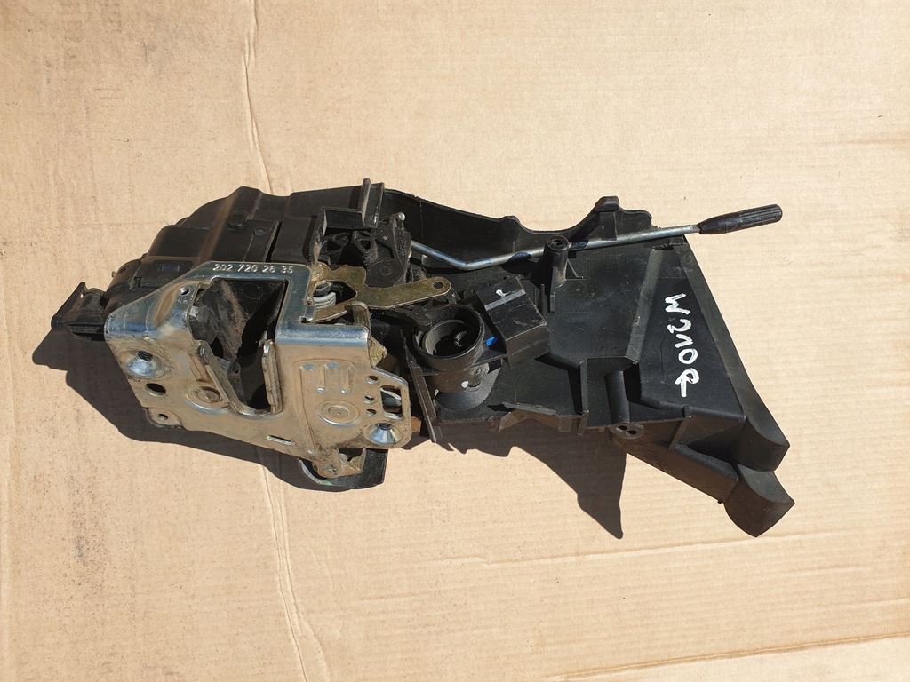 фото №1, Замок двері правий перед mercedes e w210 оригінальний номер eu