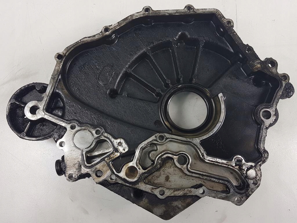 фото №6, Крышка корпус audi a8 3.3 tdi 057103153c