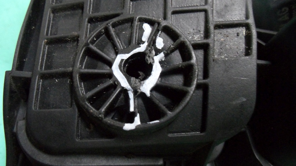 фото №14, Vw golf plus 1.6 tdi 12r коробка предохранителей