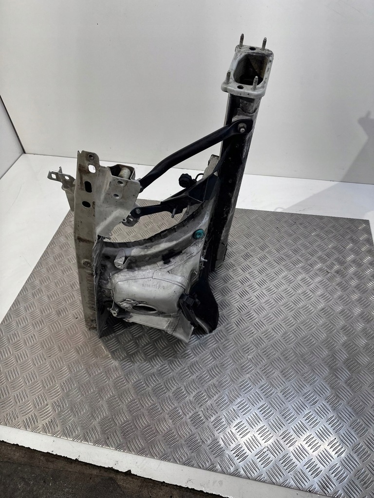 фото №8, Четверть передняя перед сторона левая bmw 3 e92 e93