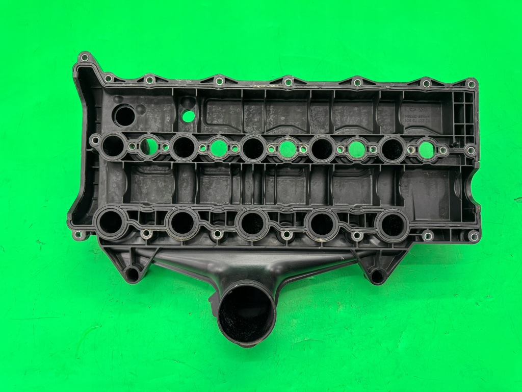 Купити Кришка клапанів кришка колектор впускний  31330239 volvo s60 ii v60 2.0d d3 10-