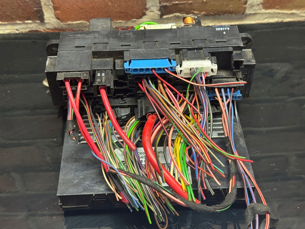 фото №1, Mercedes w203 модуль sam 2035451701