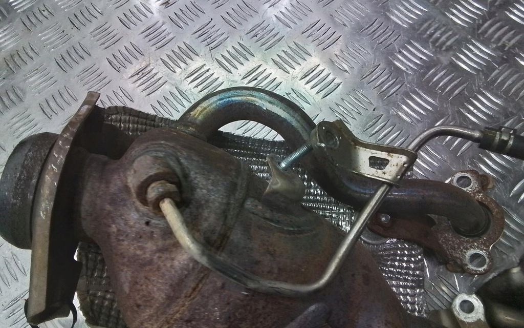 фото №5, Yaris iv 1.5 cross катализатор коллектор