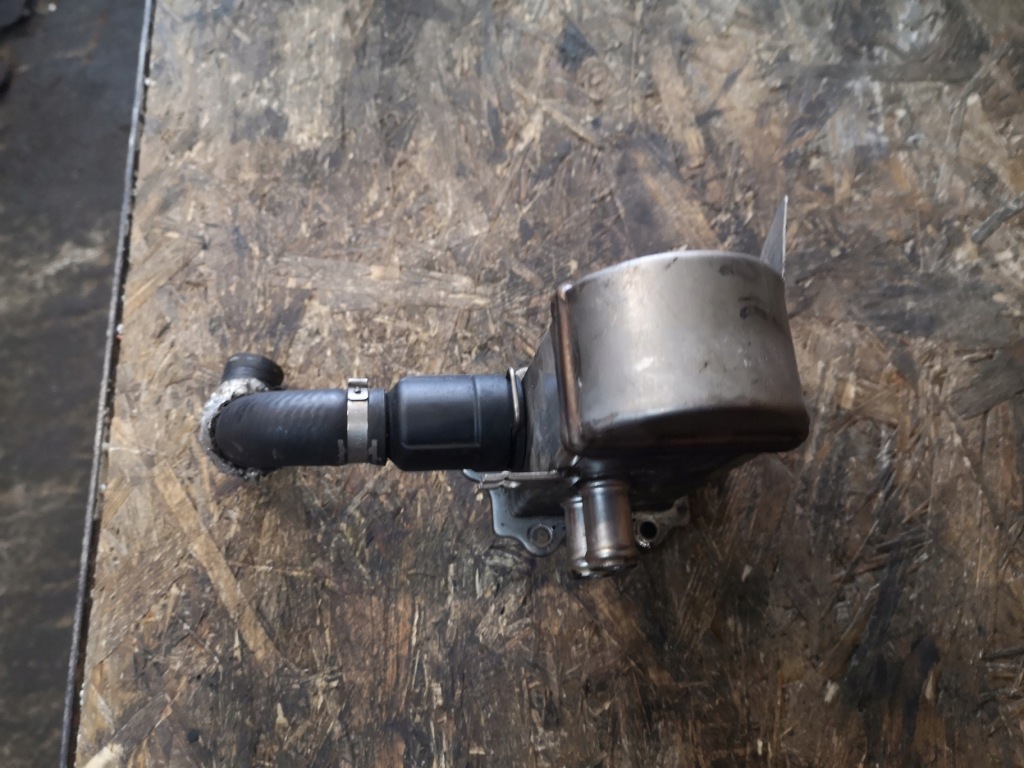 фото №3, Audi a5 8t 2.7 3.0 радиатор выхлопных газов 059131511f