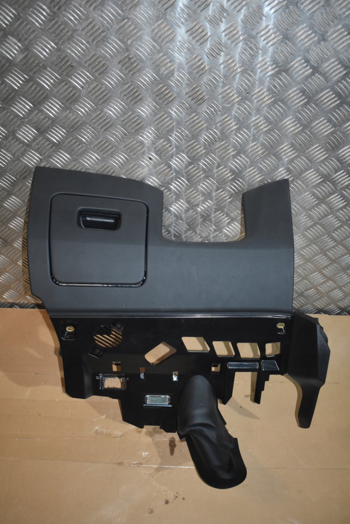 фото №1, Idealny бардачок захист консолі ліва audi q8 1