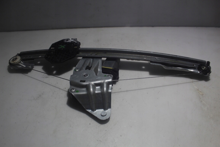 фото №3, Механизм окон правый перед dacia logan ii 0.9