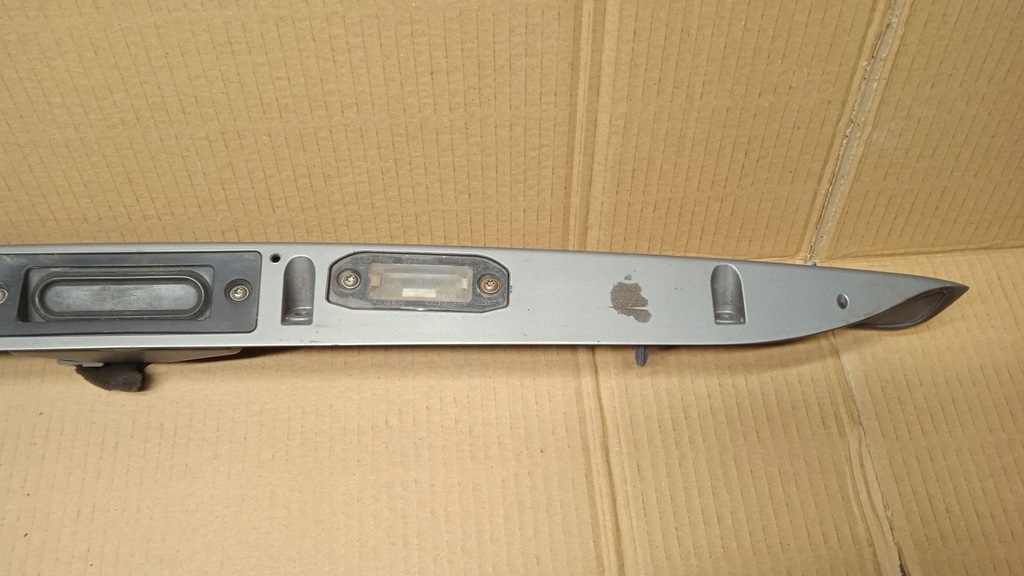 фото №7, Volvo v50 микровыключатель накладка крышки задняя 462-46