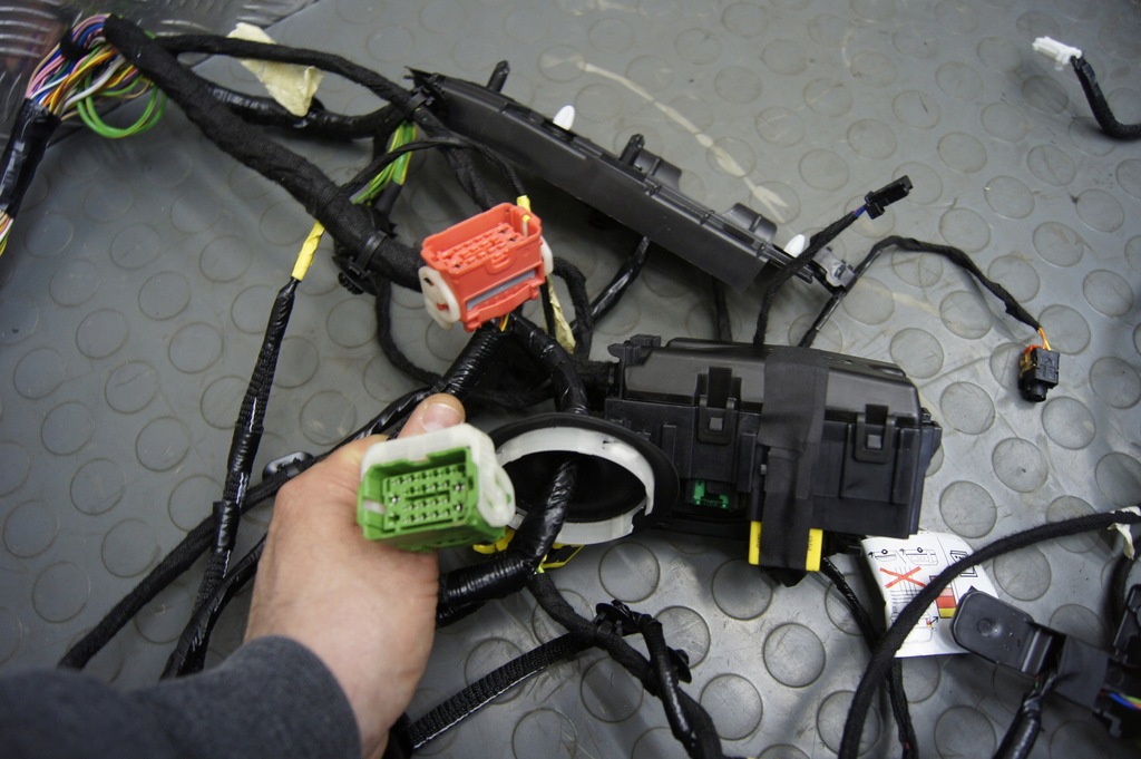 фото №7, Corsa f 1.2 электропроводка салона жгут