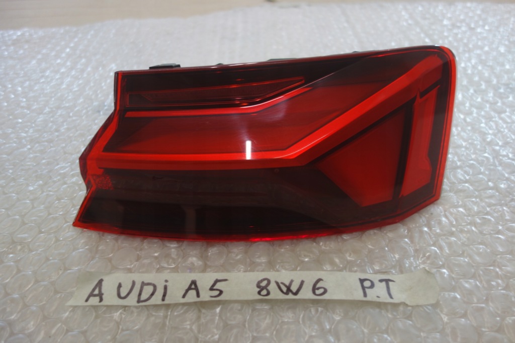 Купити Audi a5 2 8w6 рестайлінг  фара задній задня правий matrix led анімація 8w6945092aa