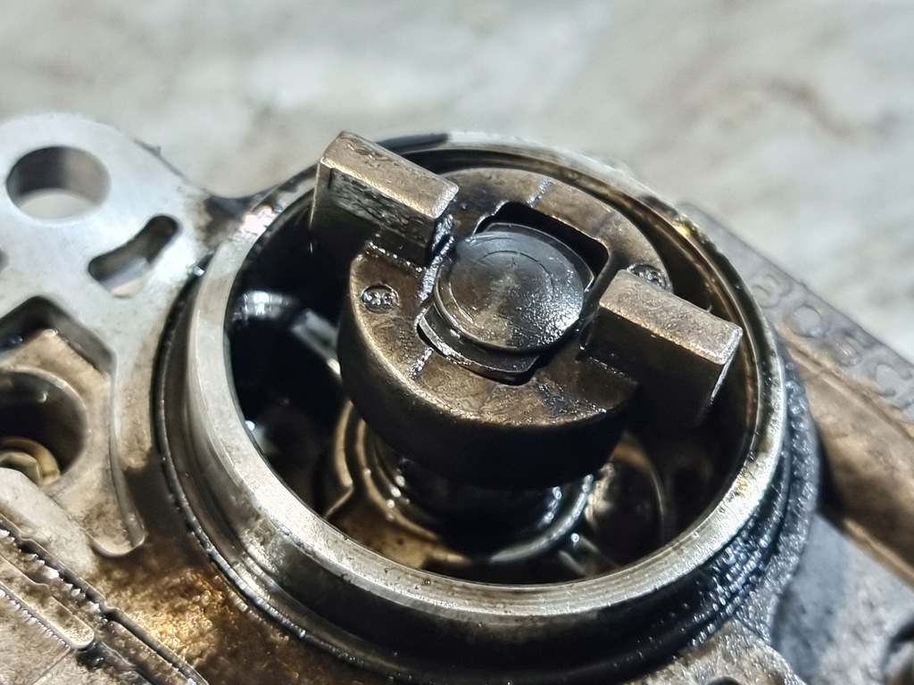 фото №8, Насос вакуум citroen c5 i 2.0 hdi 110km