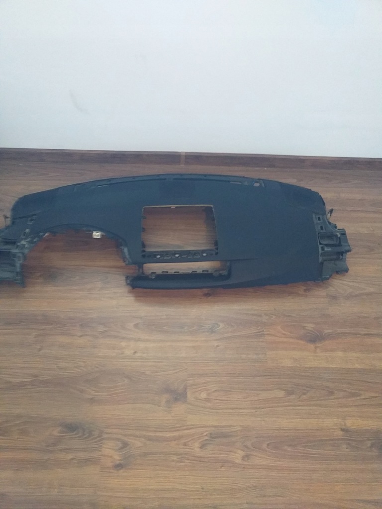 фото №1, Приборная панель консоль lexus ct200h