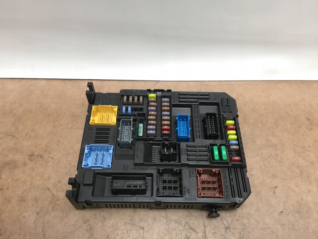 фото №1, Citroen ds7 коробка предохранителей модуль bsi